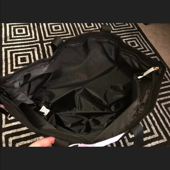 NWT Victoria’s Secret Weekender Tote Bag Love - Picture 4 of 6